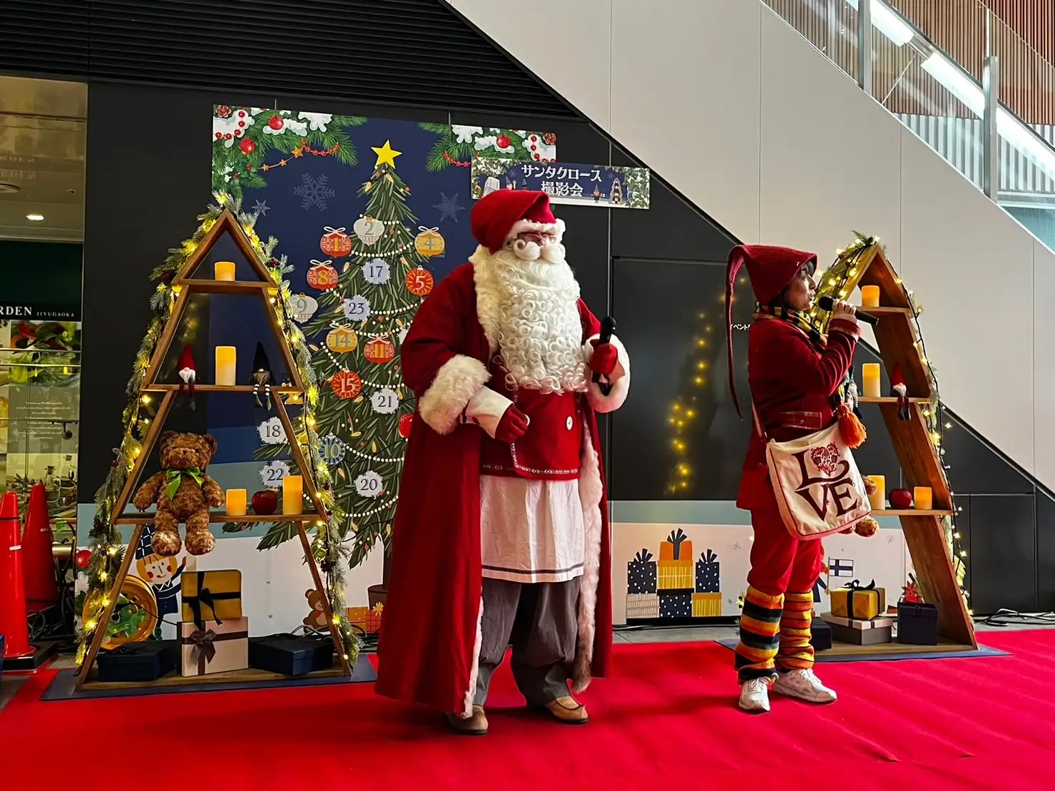 フィンランドのサンタクロース村「ロヴァニエミ」からやって来るサンタクロース