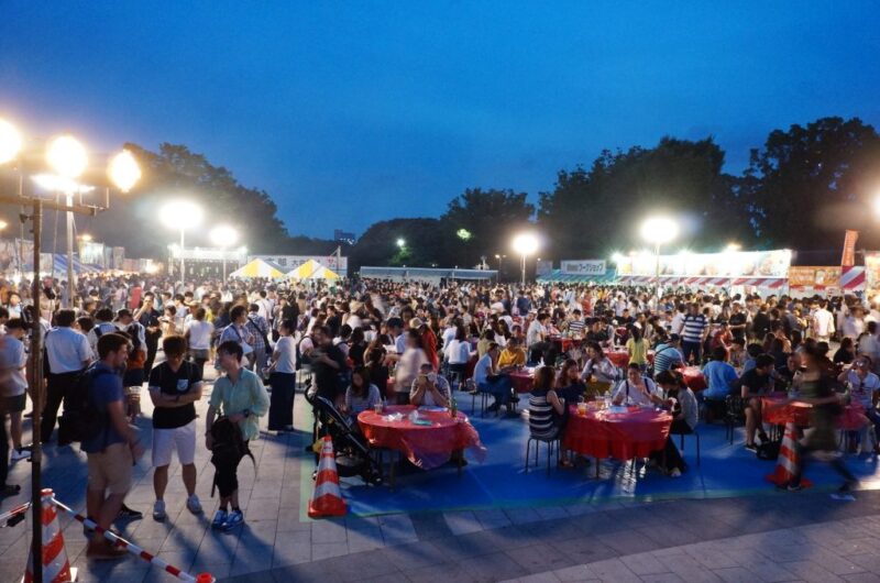 辦桌（パントォ）形式の台湾ビアガーデン