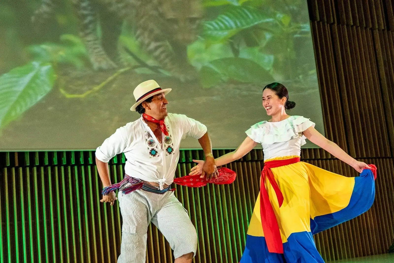 エクアドルの伝統的なダンス